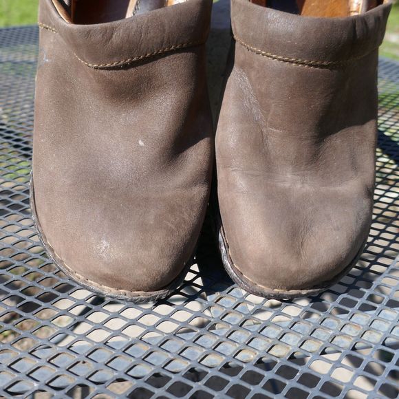 Born Shoes Toby II Slip On Clogs W61927 Brown Leather Closed Toe Womens 11 M - Picture 4 of 12